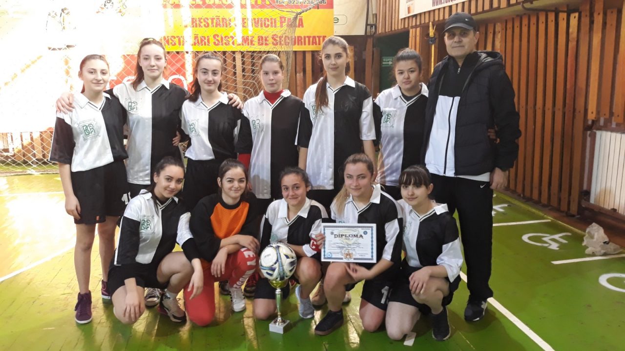 Colegiul Tehnic ,,Valeriu D.Cotea ” – Campioană județeană 2020 la fotbal feminin – 10 martie 2020