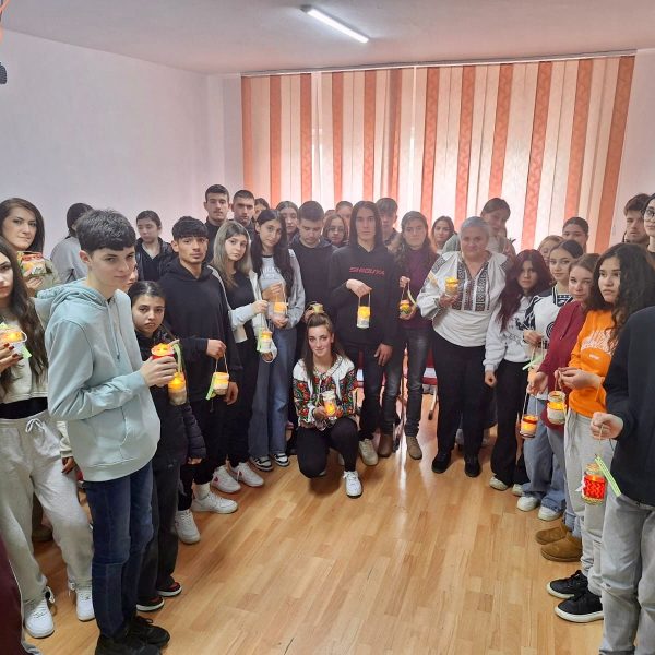 Lumina din noi la Ovidenie – ”Împreună prindem curaj să fim mai buni”